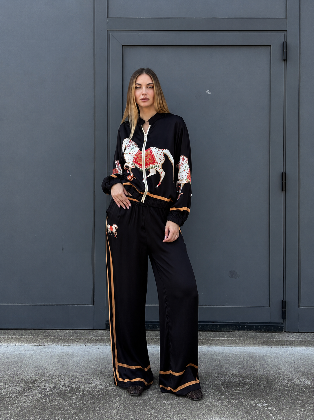 Bomber y Pantalones de Seda