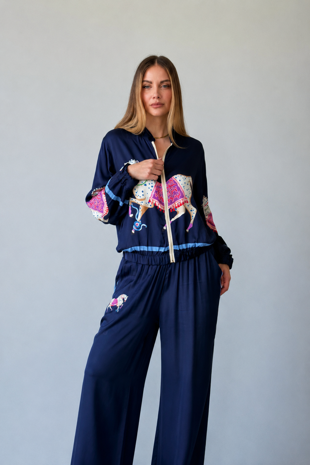 Bomber y Pantalones de Seda
